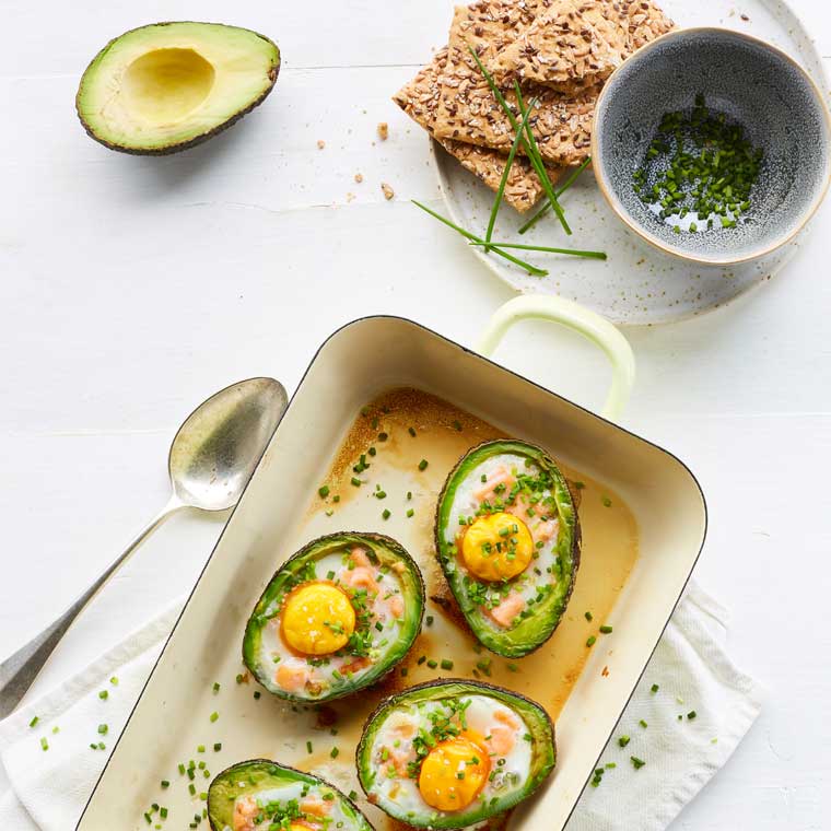 Avocado met zalmsnippers