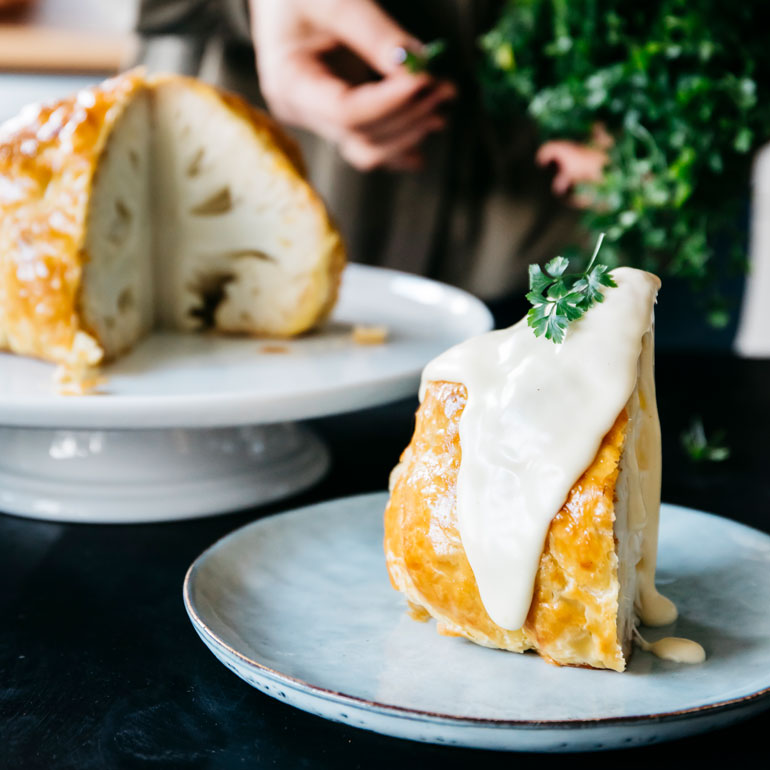 Bloemkool-wellington met kaasfonduesaus