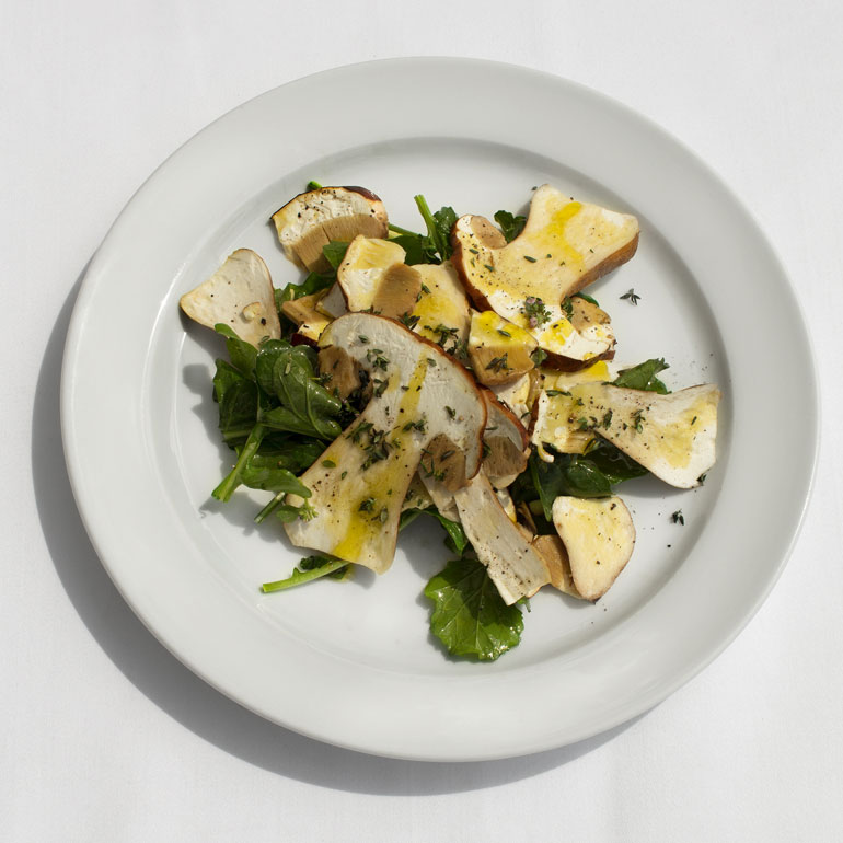 Salade van rauw eekhoorntjes-brood