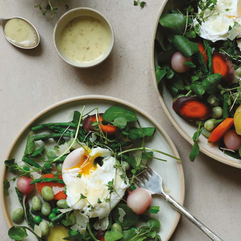 Salade met voorjaars- groenten