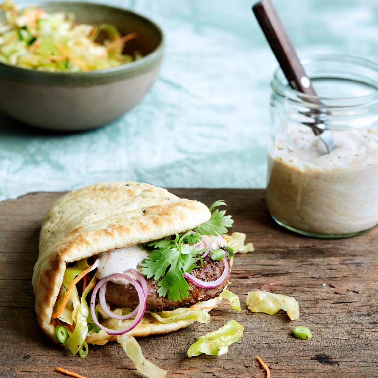 Tandooriburger met naanbrood