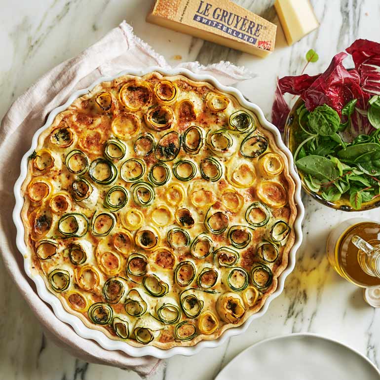 Gruyere-quiche met courgette en munt