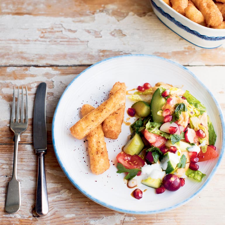 Halloumi-frietjes met fattoush