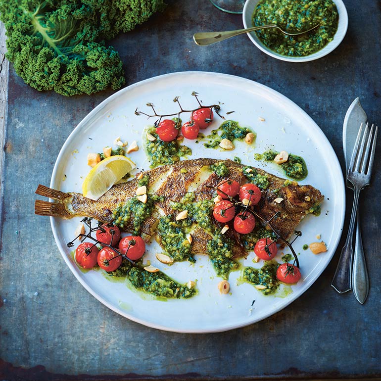 Gebakken schar met boerenkoolpesto