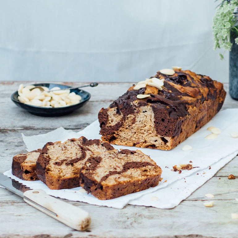 Fluffy choco swirl bananabread