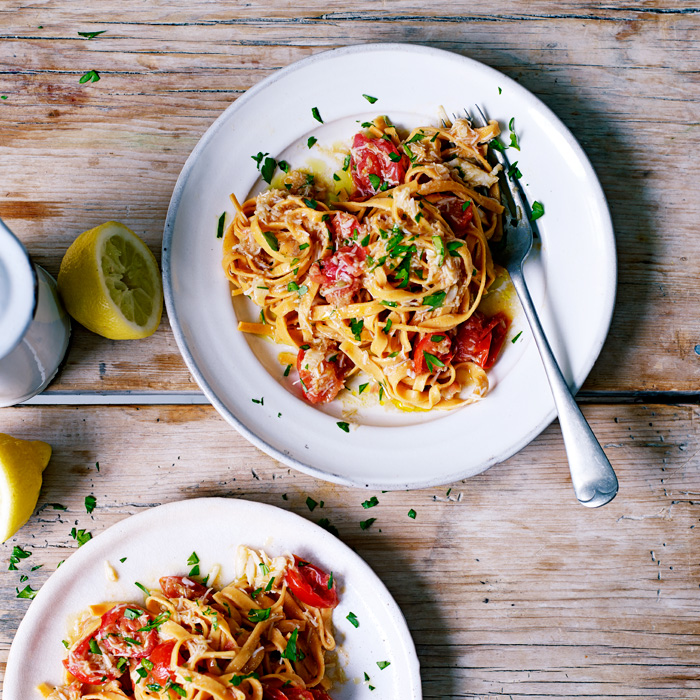 Chilitagliolini met krab & tomaten