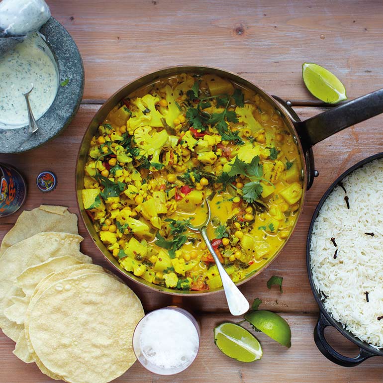 Snelle groenten-curry met rijst