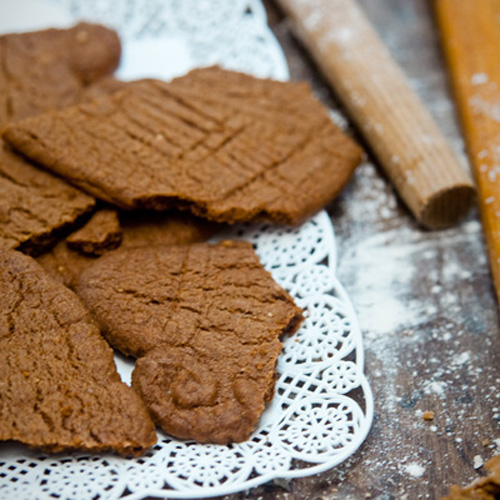 Speculaaspop met amandelen