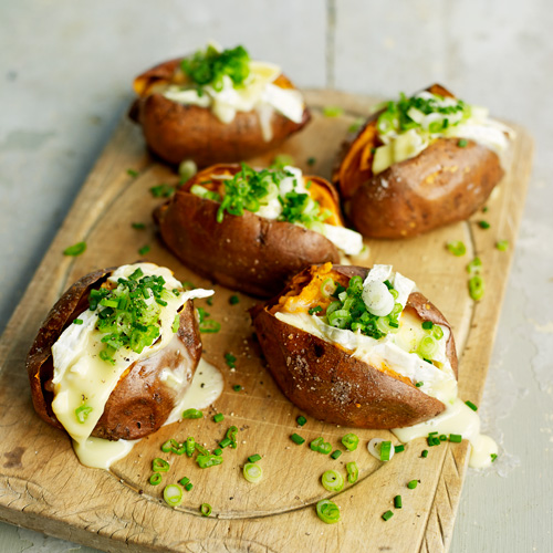 Gepofte zoete aardappel met brie 