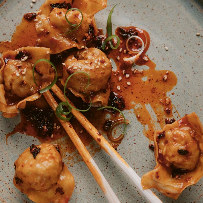 Wontons uit Szechuan met chili-olie