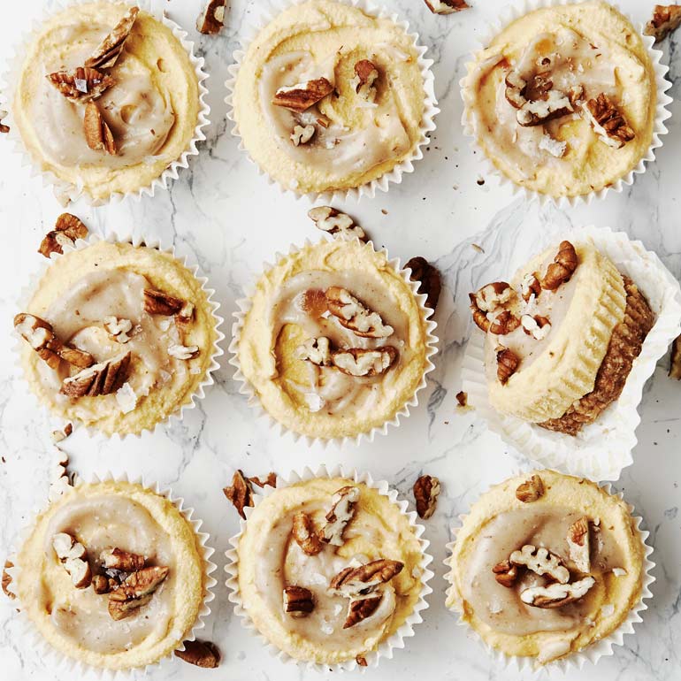 Salted caramel pumpkin cheesecake bites