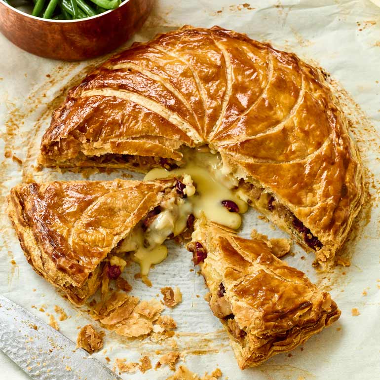 Pithivier met kip, brie, cranberry’s en roze peper