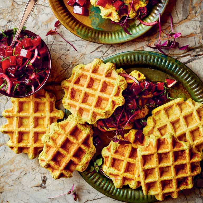 Falafelwafels met rode-bieten salade