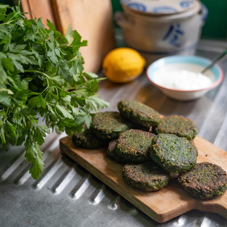 Vegetarische kibbeh met spinazie