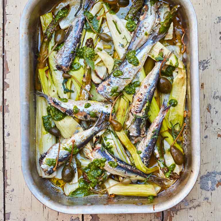 Sardines met prei, venkel & muntpesto