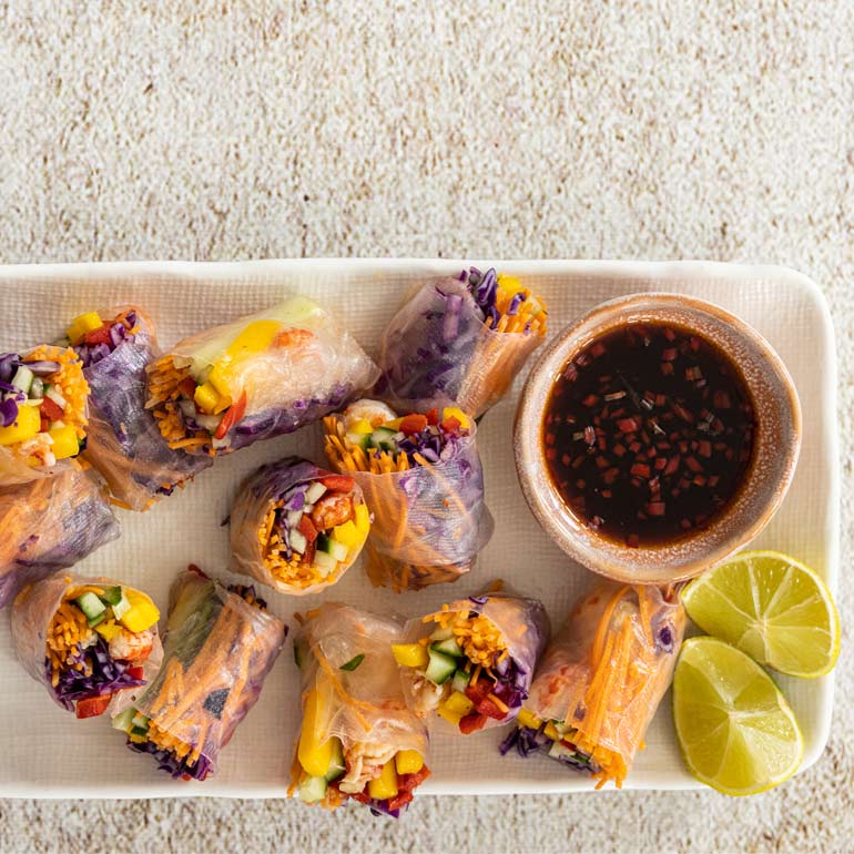 Spring rolls met rivierkreeftjes & mango