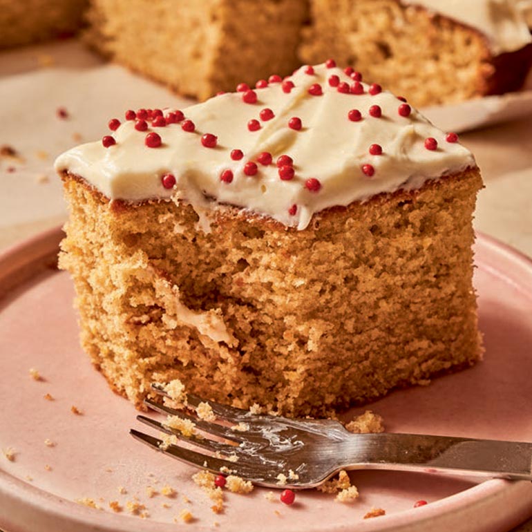 Citroen polenta plaatcake met roomkaasglazuur