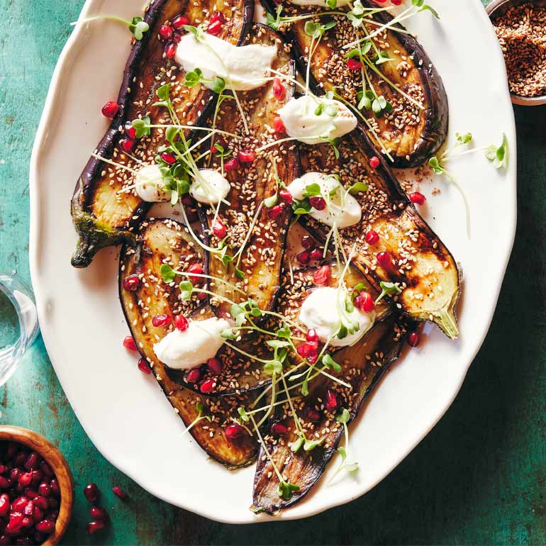 Zoete aubergines met sumak-sesam