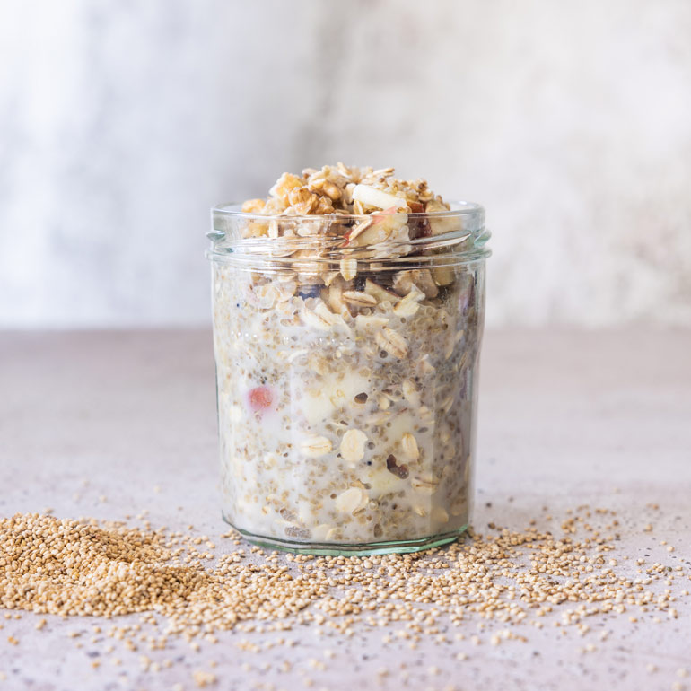 Quinoa overnight oats